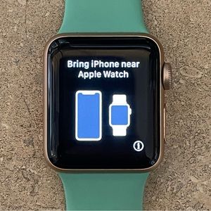 Apple Watch Series 3 GPS 38MM Gold Aluminum Case